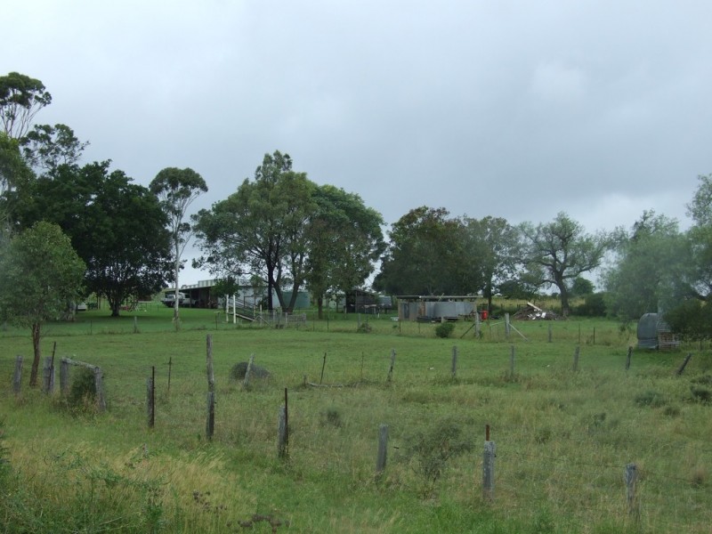 327 Haden-Peranga Road, Haden QLD 4353