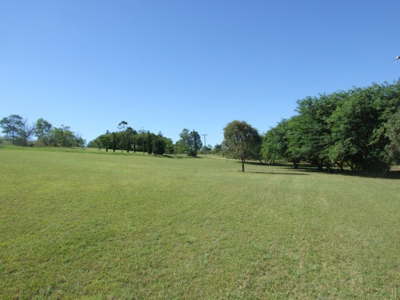 17 Biarra Range Road, Crows Nest QLD 4355