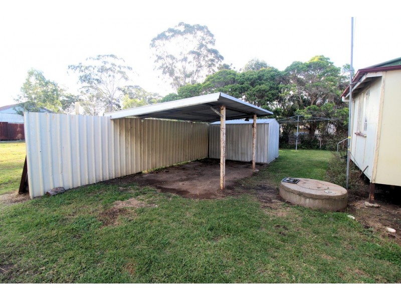 19 Esk Street, Crows Nest QLD 4355