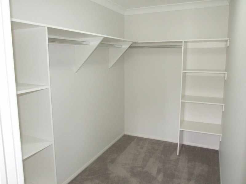 2 Cedarwood Drive, Crows Nest QLD 4355