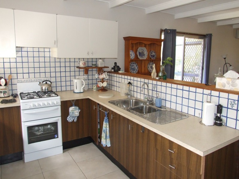 4 Dale Street, Crows Nest QLD 4355