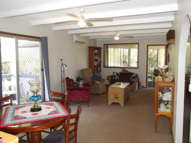 4 Dale Street, Crows Nest QLD 4355
