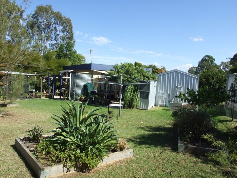 4 Dale Street, Crows Nest QLD 4355