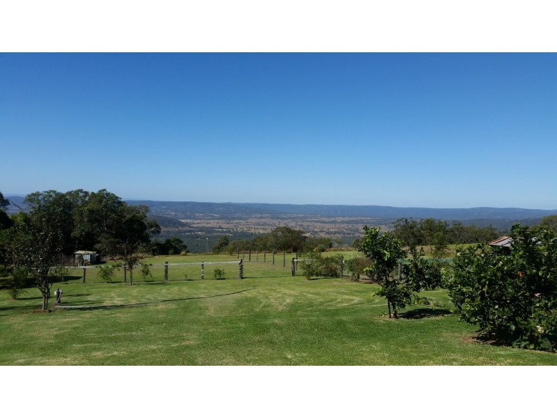 674 Anduramba Road, Crows Nest QLD 4355