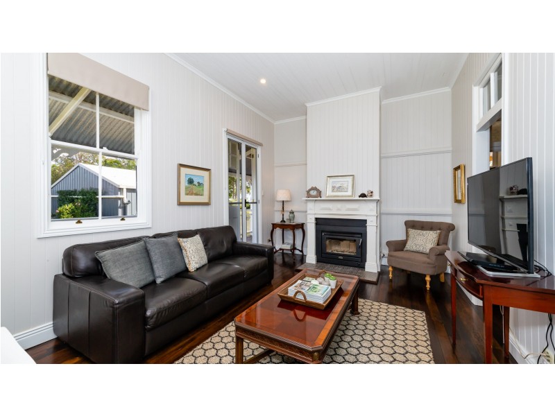 674 Anduramba Road, Crows Nest QLD 4355
