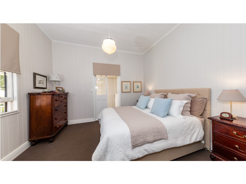 674 Anduramba Road, Crows Nest QLD 4355