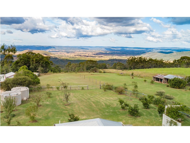 674 Anduramba Road, Crows Nest QLD 4355