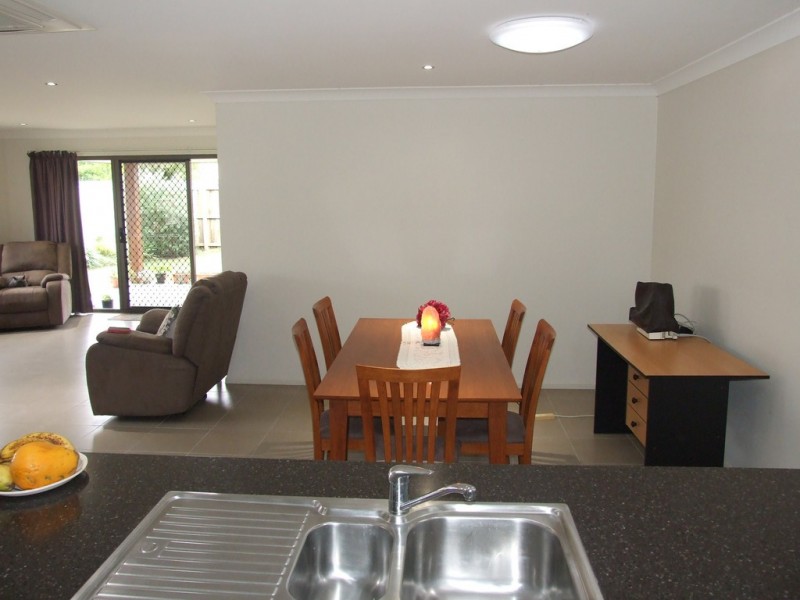 1/24 Creek Street, Crows Nest QLD 4355