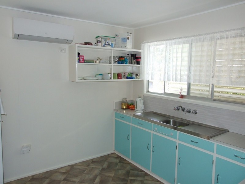 18 Andrews Road, Crows Nest QLD 4355