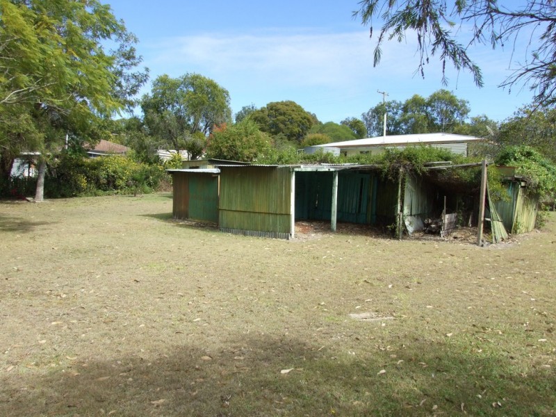 18 Andrews Road, Crows Nest QLD 4355