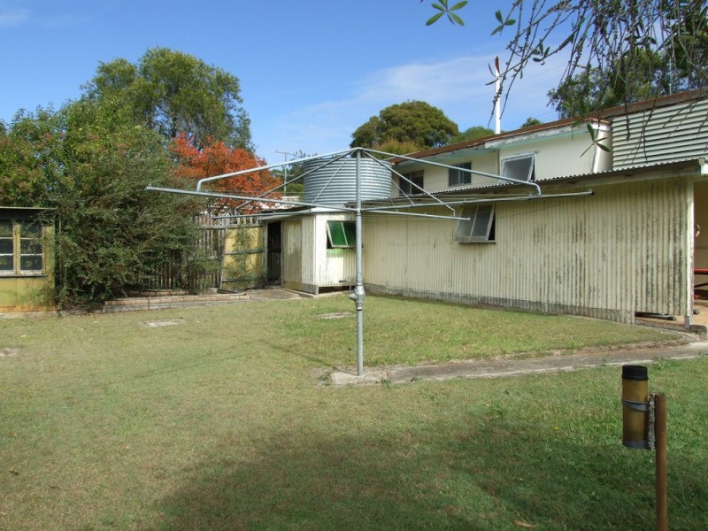 18 Andrews Road, Crows Nest QLD 4355