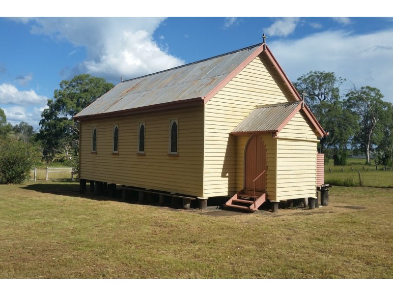 9 Pioneer Road, Geham QLD 4352