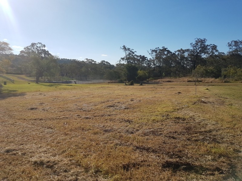 00 Garrett Street, Haden QLD 4353
