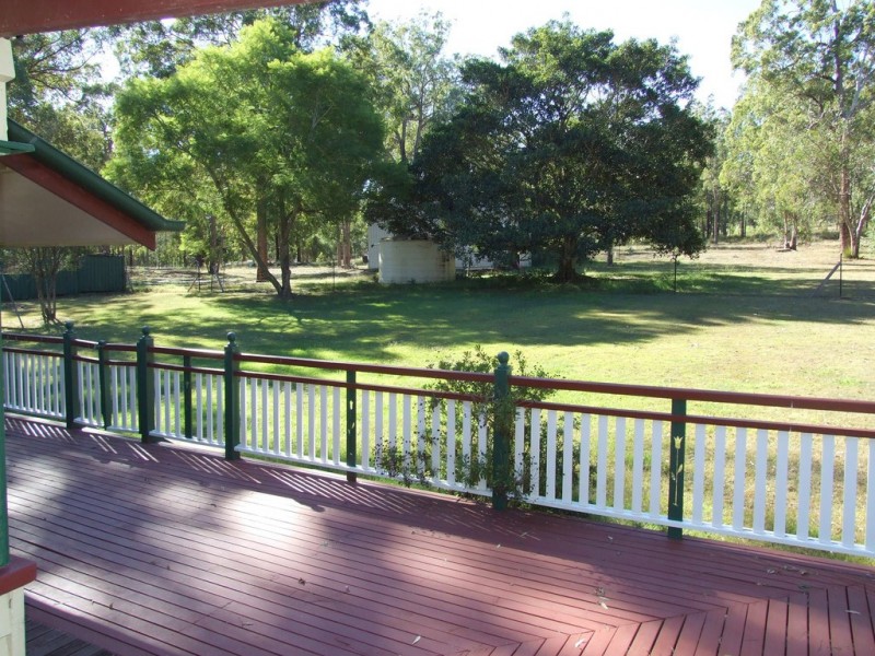 26 Pinnell Road, Crows Nest QLD 4355