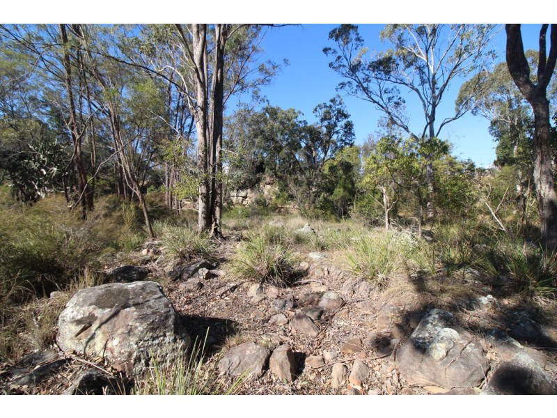 14 Dingo Mountain Road, Crows Nest QLD 4355