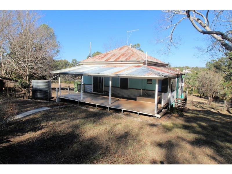 14 Dingo Mountain Road, Crows Nest QLD 4355