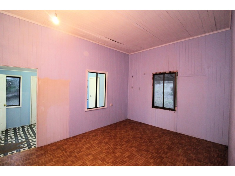 14 Dingo Mountain Road, Crows Nest QLD 4355