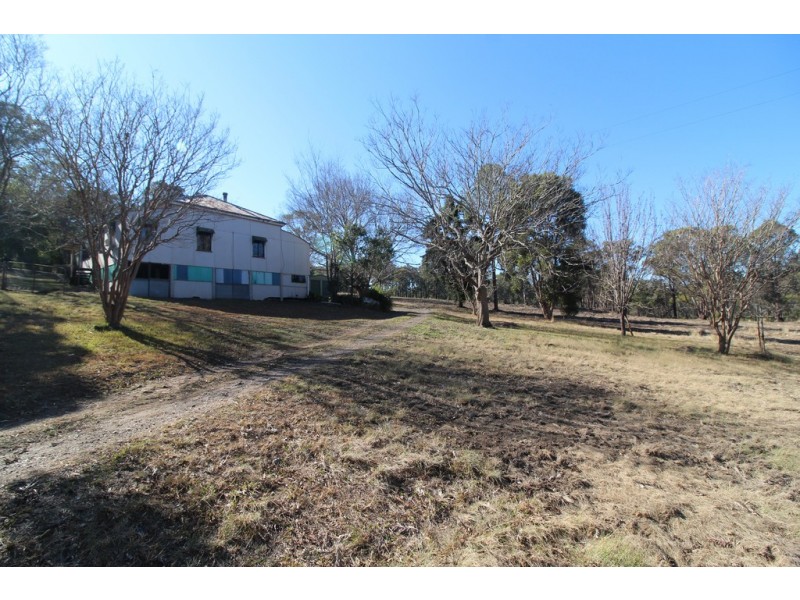 14 Dingo Mountain Road, Crows Nest QLD 4355