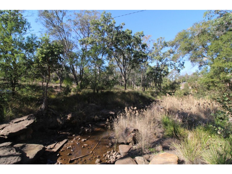 14 Dingo Mountain Road, Crows Nest QLD 4355