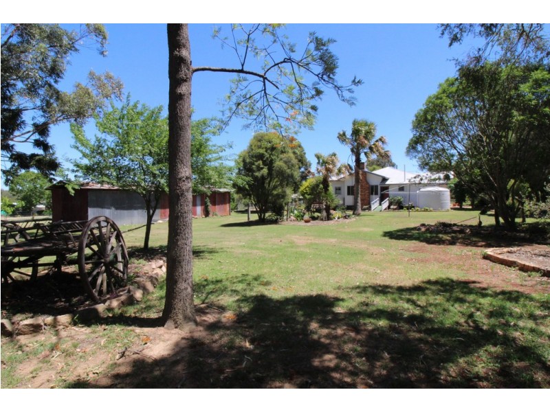 45 South Street, Crows Nest QLD 4355