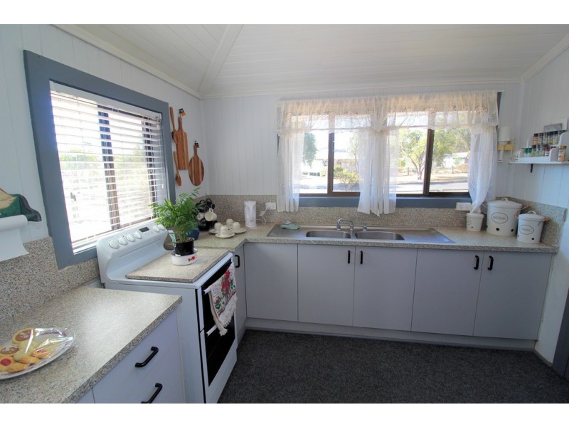 45 South Street, Crows Nest QLD 4355