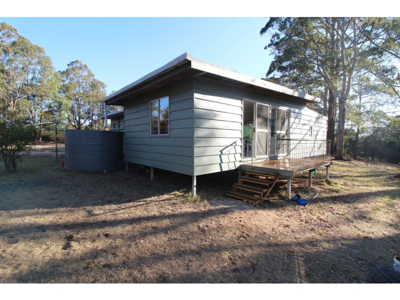 11 Marion Street, Pechey QLD 4352