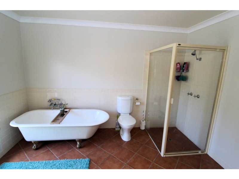 329 Valewood Road, Geham QLD 4352