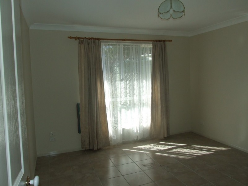 5 Lee court, Crows Nest QLD 4355