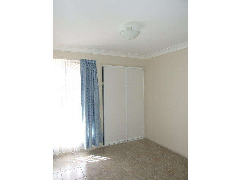 5 Lee court, Crows Nest QLD 4355