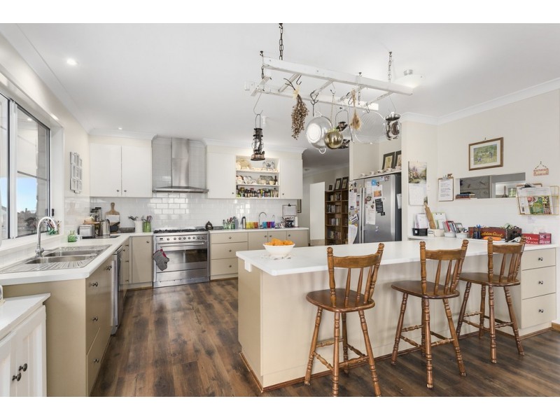 48 Gowlett Road, Haden QLD 4353