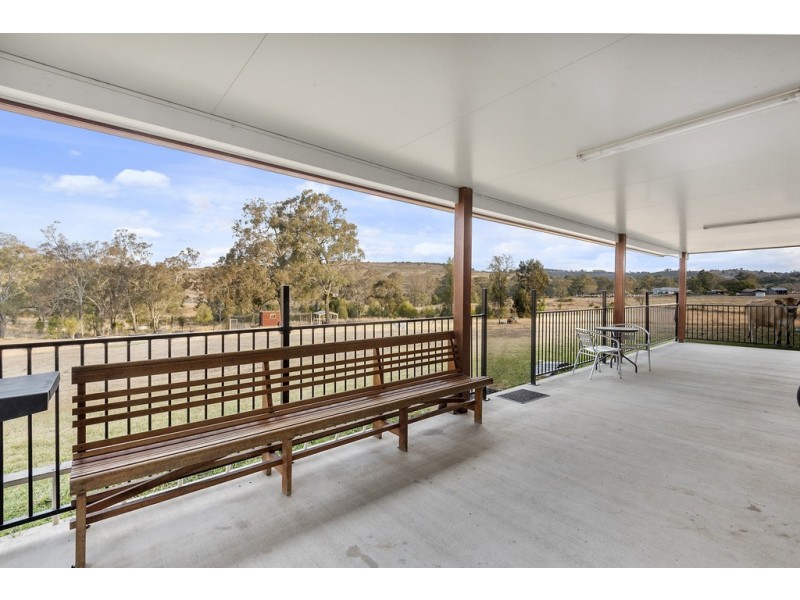 48 Gowlett Road, Haden QLD 4353