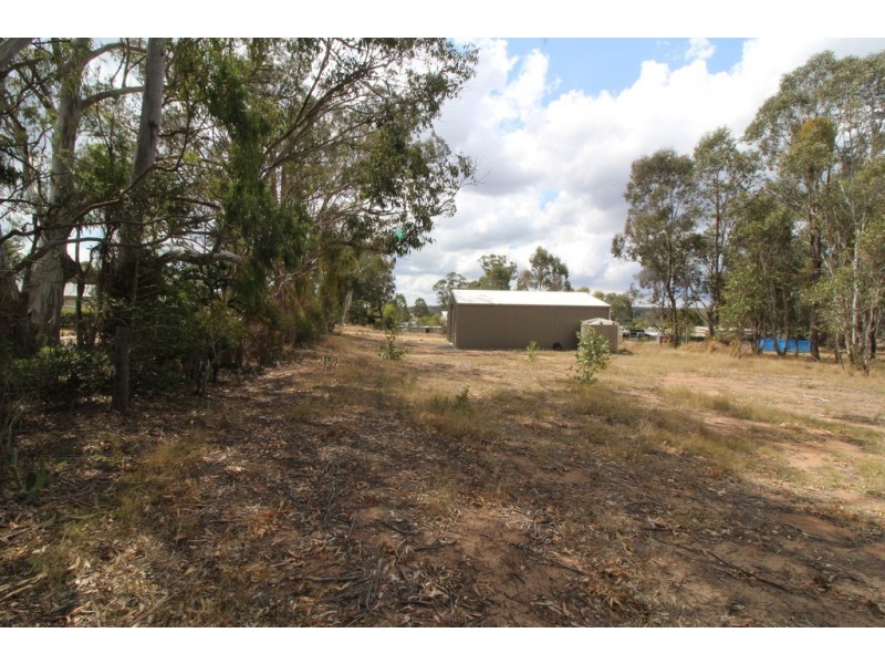 6 Aphrah Street, Crows Nest QLD 4355