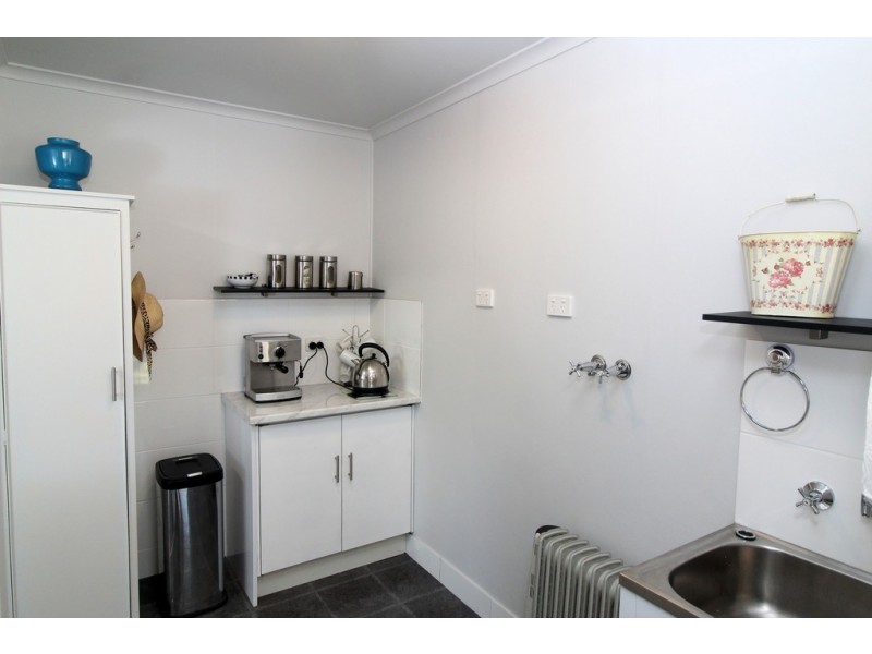 32 Railway Terrace, Crows Nest QLD 4355
