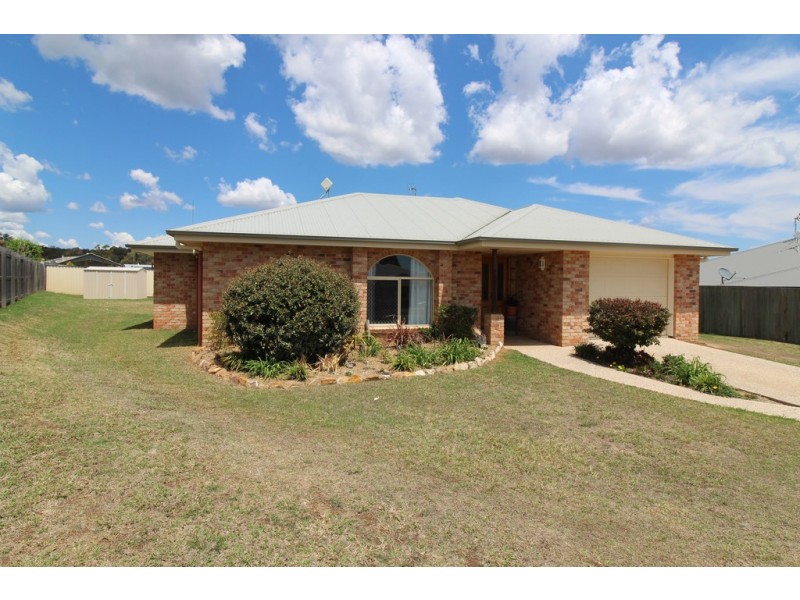 17 Vicky Avenue, Crows Nest QLD 4355