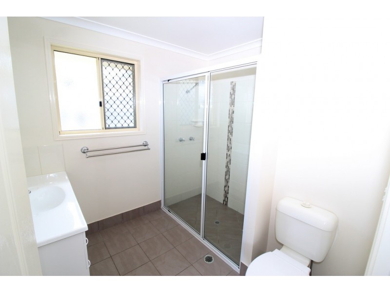 17 Vicky Avenue, Crows Nest QLD 4355