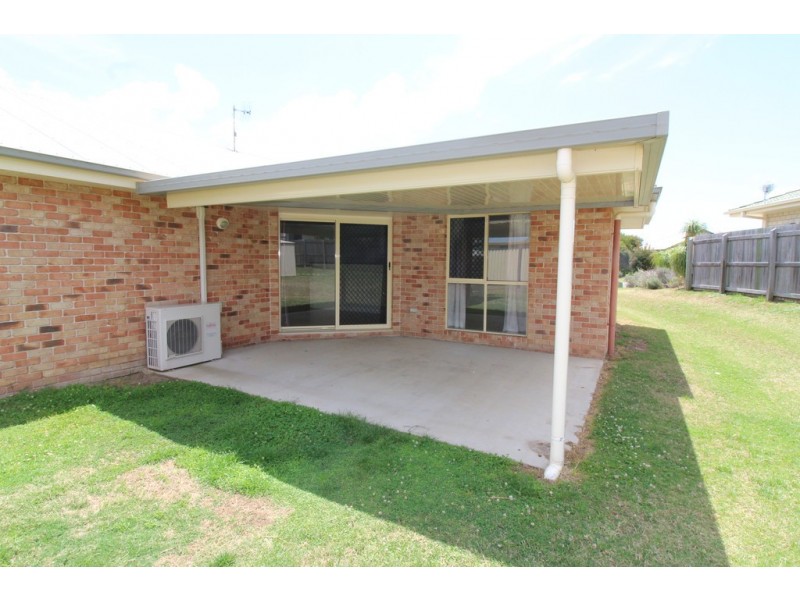 17 Vicky Avenue, Crows Nest QLD 4355