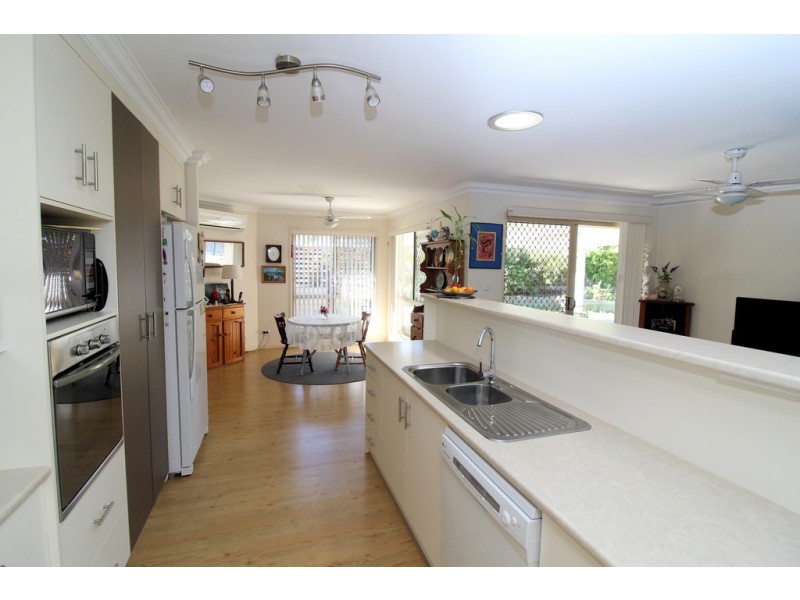 8 Jackson Court, Crows Nest QLD 4355