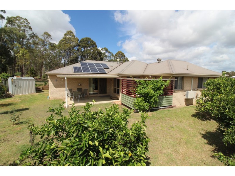 8 Jackson Court, Crows Nest QLD 4355