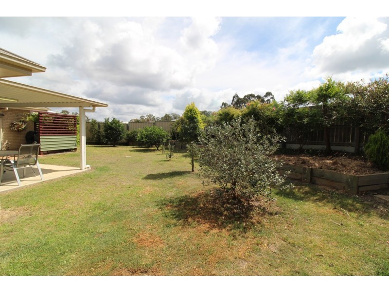 8 Jackson Court, Crows Nest QLD 4355