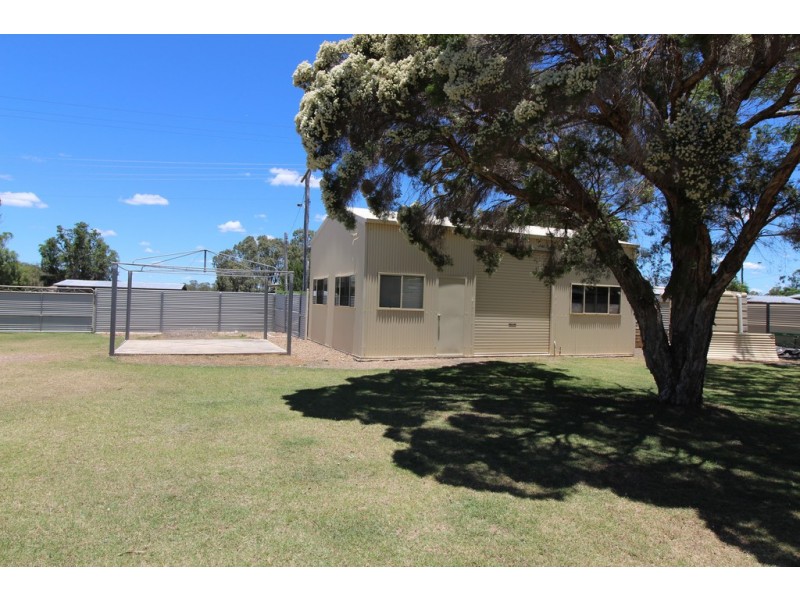 9 Bismark Street, Maclagan QLD 4352