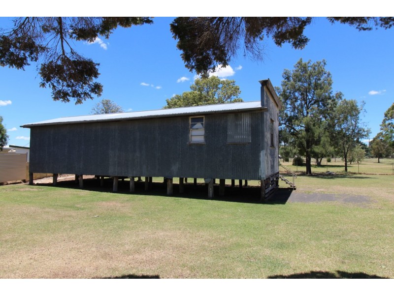 9 Bismark Street, Maclagan QLD 4352