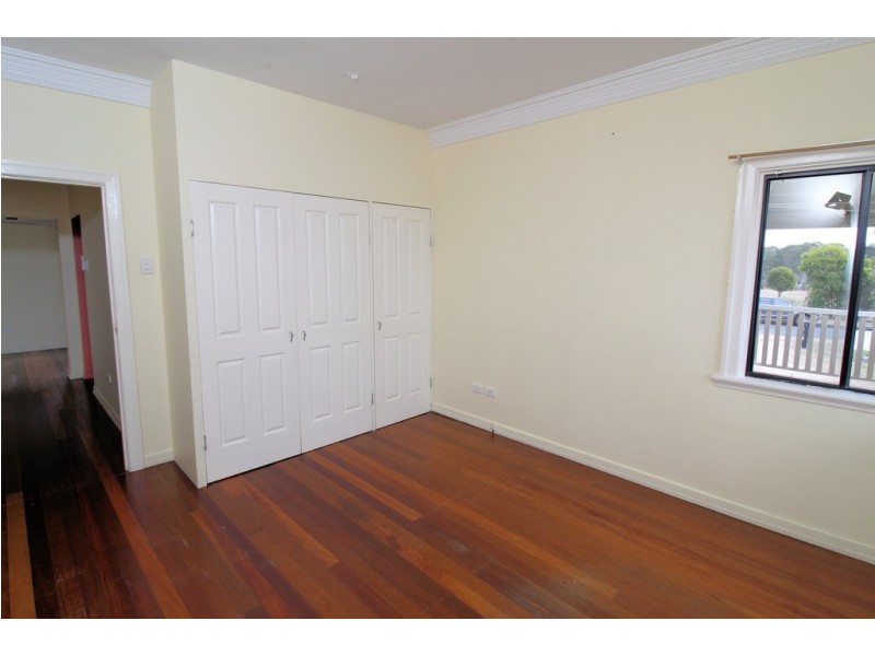 10 Park Road, Crows Nest QLD 4355
