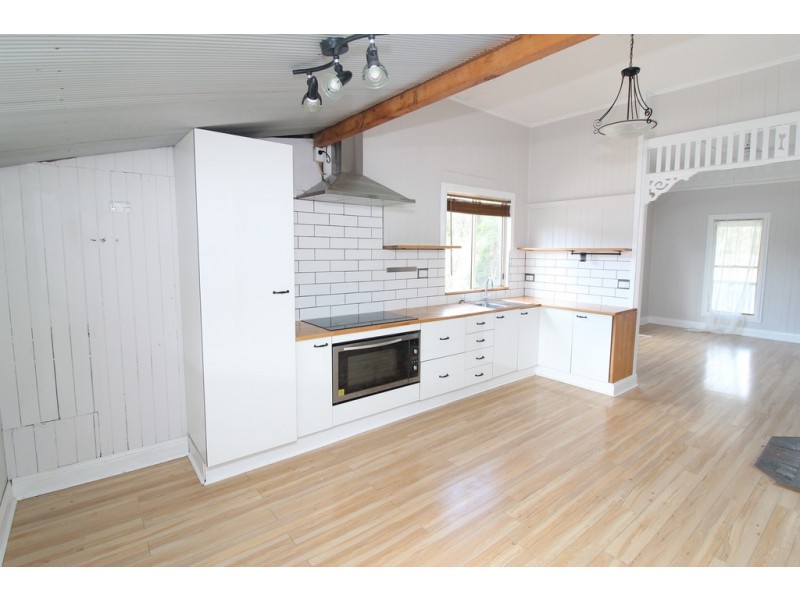 40 Emu Creek Road, Crows Nest QLD 4355