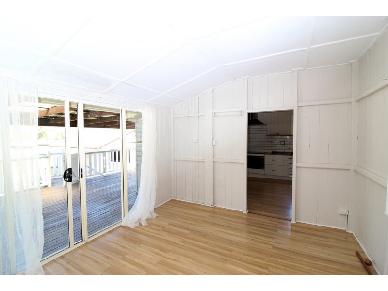 40 Emu Creek Road, Crows Nest QLD 4355