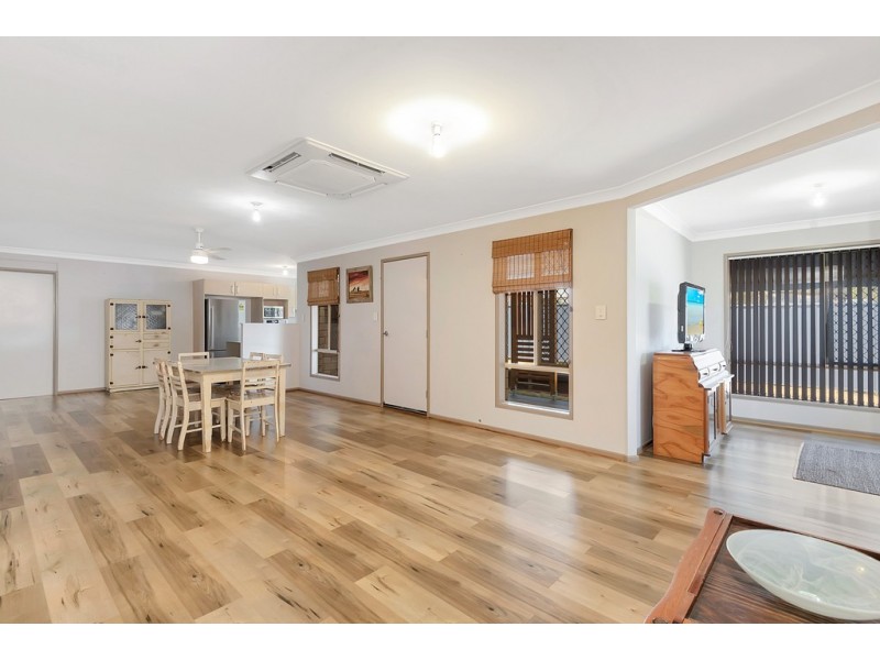 12 Market Street, Goombungee QLD 4354