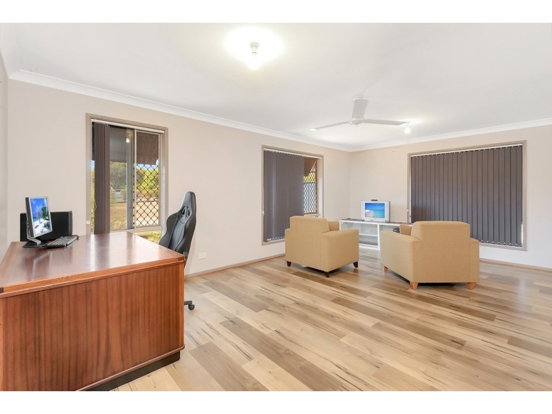 12 Market Street, Goombungee QLD 4354