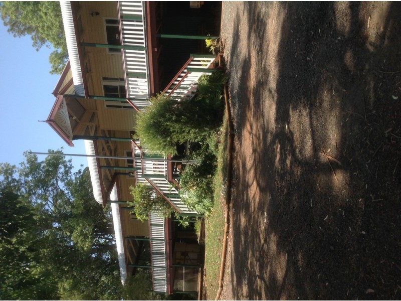 84 Palmtree Road, Ravensbourne QLD 4352