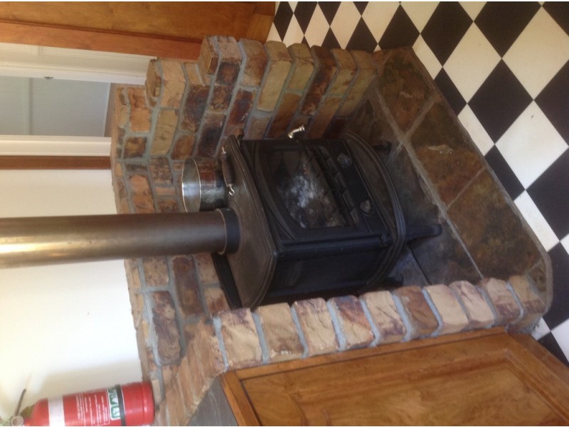 84 Palmtree Road, Ravensbourne QLD 4352