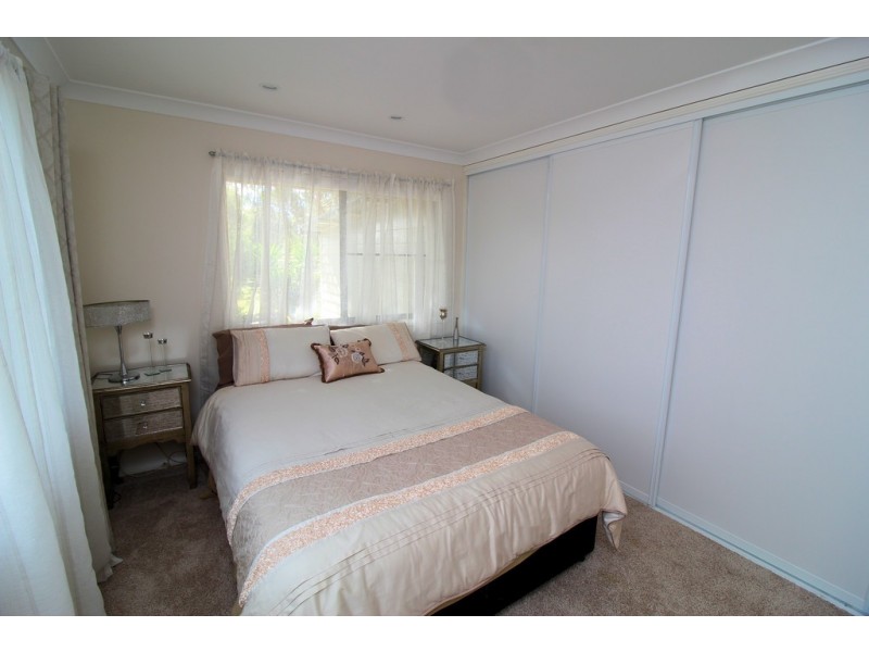 2 East Side Road, Crows Nest QLD 4355