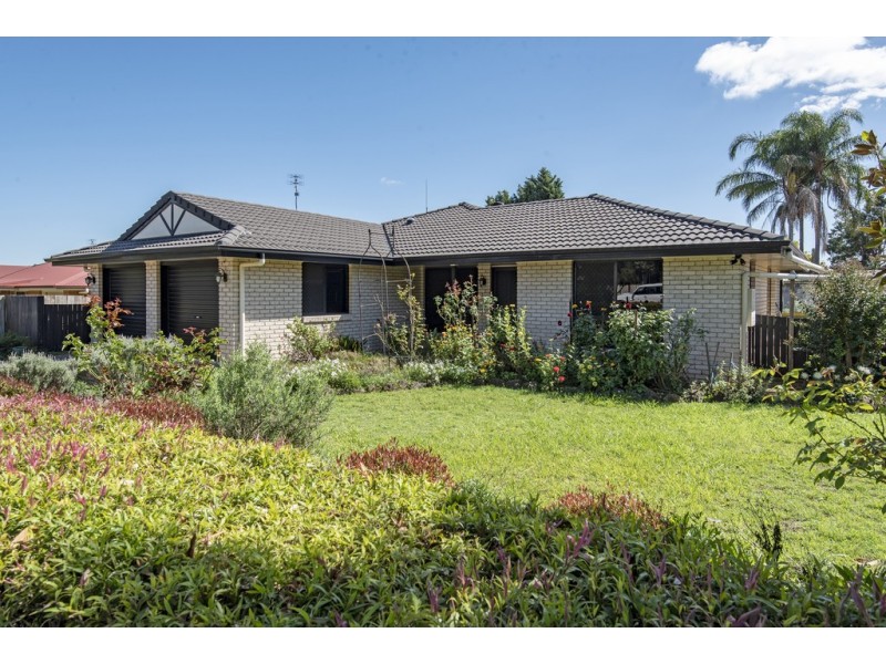 10 Lee Court, Crows Nest QLD 4355